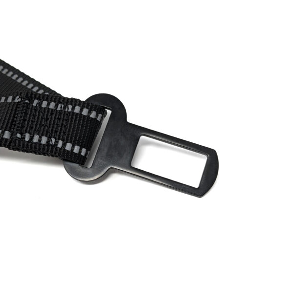 Boston-Pet-ONE-Leash-Black-Detail-Seatbelt-Clip